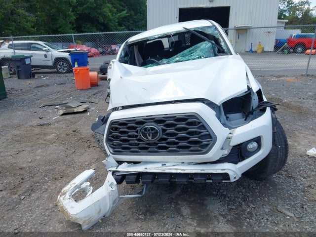 2023 Toyota Tacoma Trd Off Road მანქანა იყიდება აუქციონზე, vin: 3TMCZ5ANXPM552543, აუქციონის ნომერი: 45680727