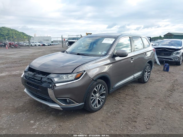 2017 Mitsubishi Outlander Se მანქანა იყიდება აუქციონზე, vin: JA4AZ3A32HZ031272, აუქციონის ნომერი: 45680741