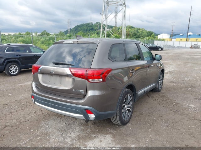 2017 Mitsubishi Outlander Se მანქანა იყიდება აუქციონზე, vin: JA4AZ3A32HZ031272, აუქციონის ნომერი: 45680741