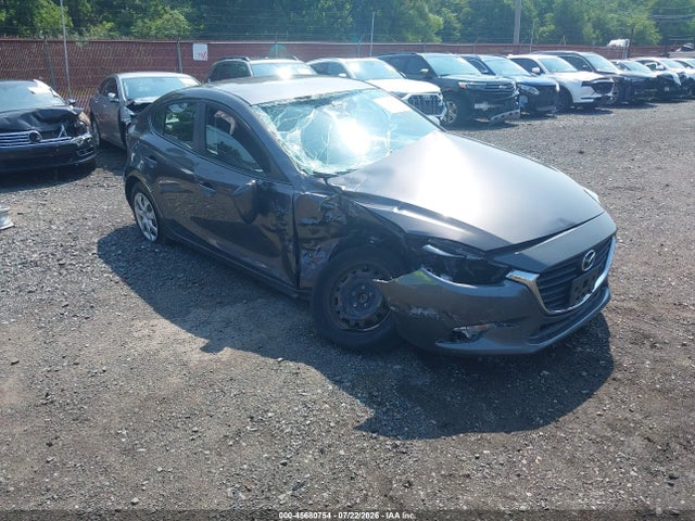 45680754 :رقم المزاد ، 3MZBN1U76JM240382 vin ، 2018 Mazda Mazda3 Sport مزاد بيع