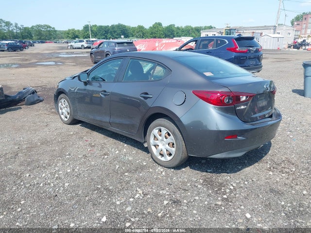 45680754 :رقم المزاد ، 3MZBN1U76JM240382 vin ، 2018 Mazda Mazda3 Sport مزاد بيع
