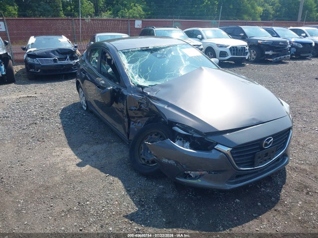 45680754 :رقم المزاد ، 3MZBN1U76JM240382 vin ، 2018 Mazda Mazda3 Sport مزاد بيع