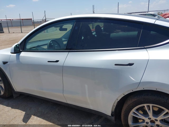 Aukcja sprzedaży 2024 Tesla Model Y Long Range Single Motor Rear-wheel Drive/rwd, vin: 7SAYGDED2RF087175, numer aukcji: 45680801