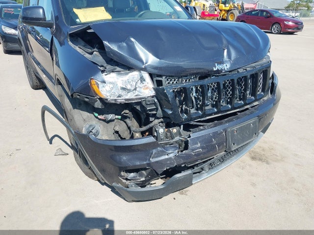 45680802 :رقم المزاد ، 1C4RJFAT6DC577961 vin ، 2013 Jeep Grand Cherokee Laredo Altitude مزاد بيع
