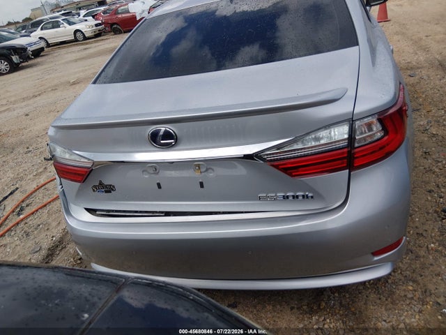 45680846 :رقم المزاد ، JTHBW1GG7J2181909 vin ، 2018 Lexus Es 300h مزاد بيع