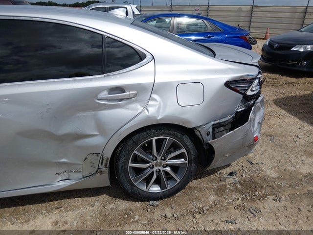 45680846 :رقم المزاد ، JTHBW1GG7J2181909 vin ، 2018 Lexus Es 300h مزاد بيع
