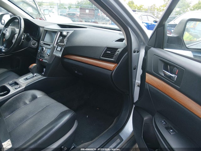 Продаж на аукціоні авто 2014 Subaru Outback 2.5i Limited, vin: 4S4BRBMC9E3225551, номер лоту: 45680878