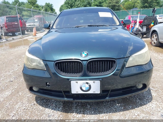 2007 Bmw 530xi მანქანა იყიდება აუქციონზე, vin: WBANF73527CU21390, აუქციონის ნომერი: 45680881