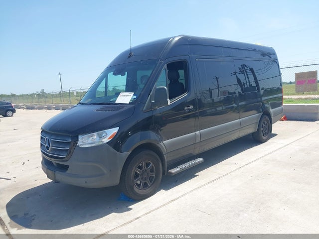 W1Z4DGHY9NT101205 Mercedes-Benz Sprinter 2500 High Roof I4 Diesel
