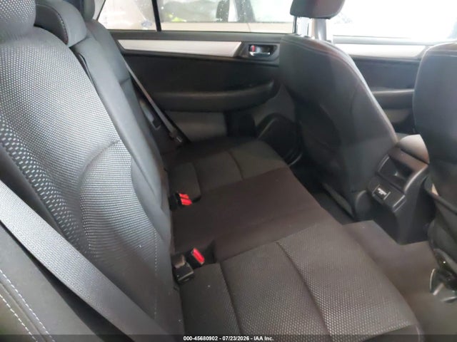 45680902 :رقم المزاد ، 4S4BSAFC3J3393241 vin ، 2018 Subaru Outback 2.5i Premium مزاد بيع