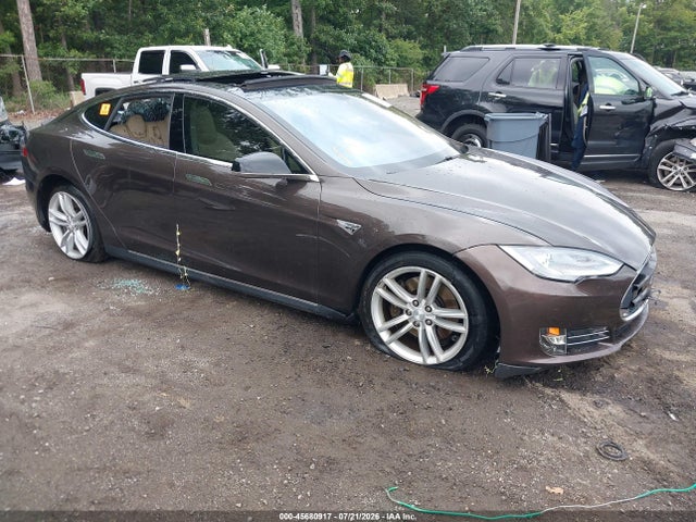 Продаж на аукціоні авто 2013 Tesla Model S Performance, vin: 5YJSA1CP8DFP09903, номер лоту: 45680917
