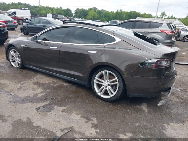 Продаж на аукціоні авто 2013 Tesla Model S Performance, vin: 5YJSA1CP8DFP09903, номер лоту: 45680917