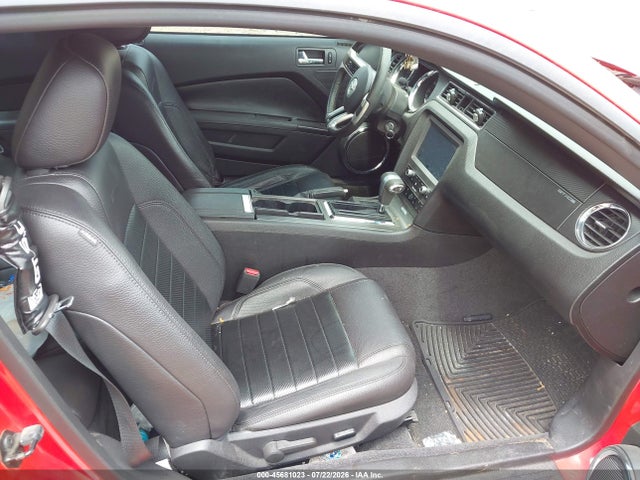 Продаж на аукціоні авто 2011 Ford Mustang Gt Premium, vin: 1ZVBP8CF7B5144957, номер лоту: 45681023