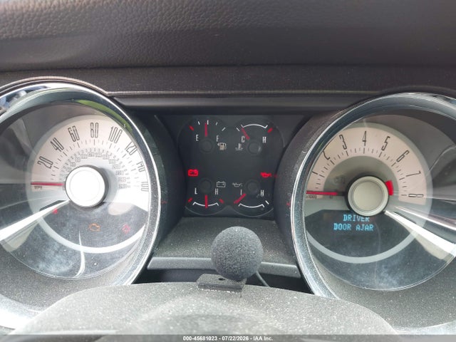 Продаж на аукціоні авто 2011 Ford Mustang Gt Premium, vin: 1ZVBP8CF7B5144957, номер лоту: 45681023