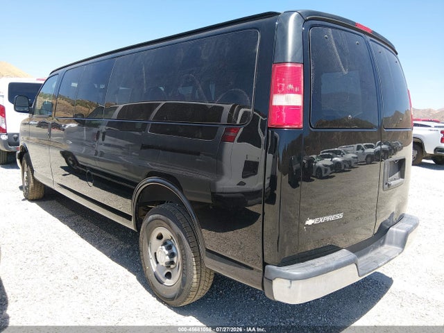 Chevrolet Express 3500 Lt 2017 1GAZGPFF3H1272516 Image 3