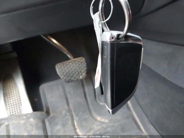 45681067 :رقم المزاد ، 5UXKR0C54G0P32890 vin ، 2016 Bmw X5 Xdrive35i مزاد بيع