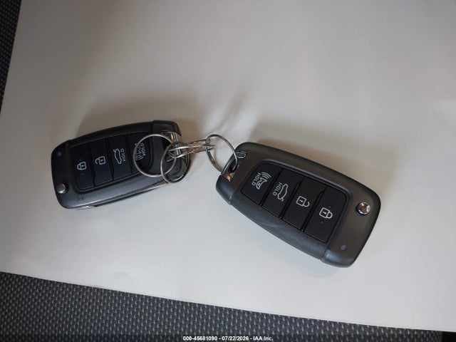 5NPLL4AG4MH046334 Hyundai ELANTRA SE