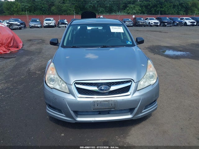 45681103 :رقم المزاد ، 4S3BMBA60B3264185 vin ، 2011 Subaru Legacy 2.5i مزاد بيع