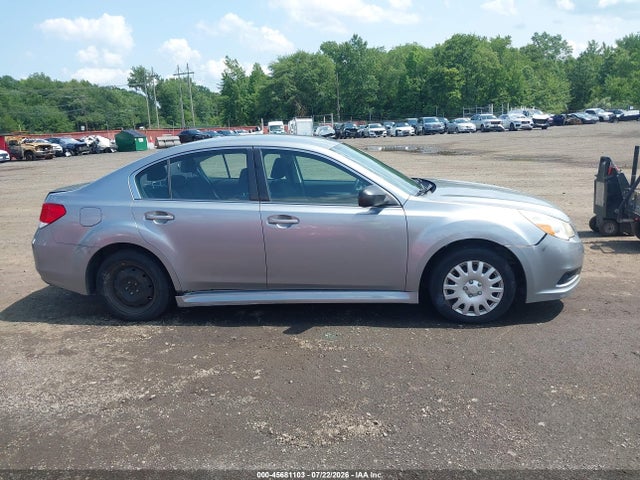 45681103 :رقم المزاد ، 4S3BMBA60B3264185 vin ، 2011 Subaru Legacy 2.5i مزاد بيع
