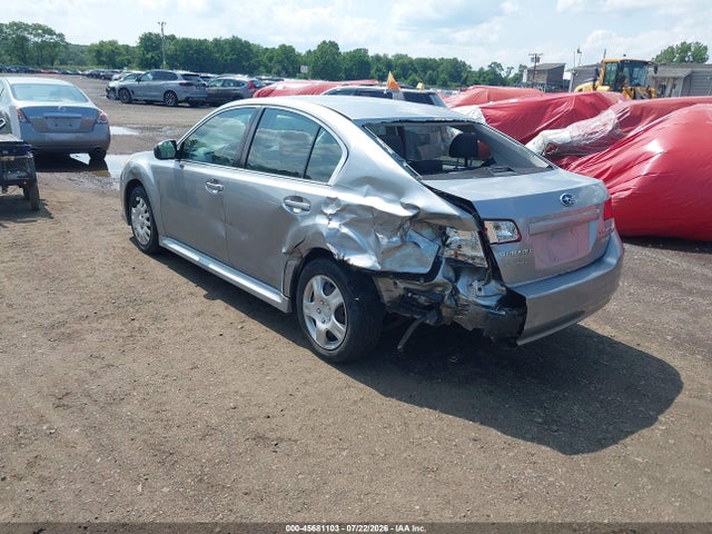 45681103 :رقم المزاد ، 4S3BMBA60B3264185 vin ، 2011 Subaru Legacy 2.5i مزاد بيع