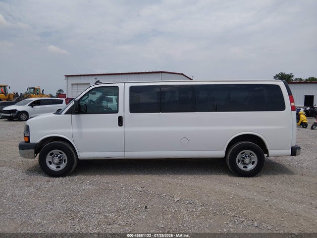 1GAZGPFGXG1314946 Chevrolet Express 3500 Lt