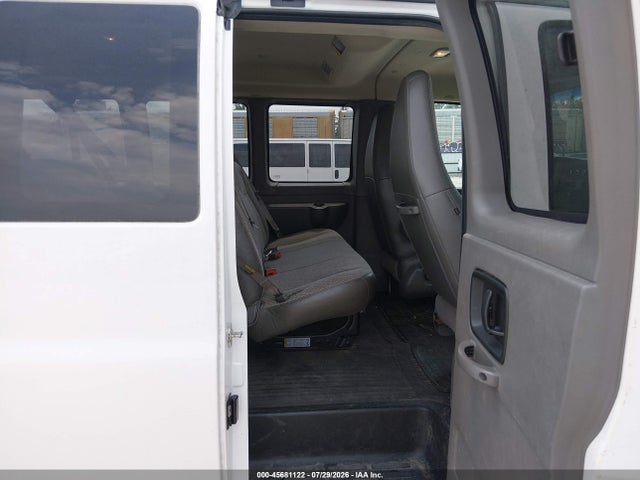 1GAZGPFGXG1314946 Chevrolet Express 3500 Lt