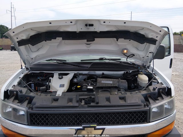 1GAZGPFG6H1265763 Chevrolet Express 3500 Lt
