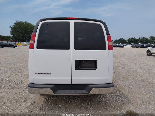 1GAZGPFG6H1265763 Chevrolet Express 3500 Lt
