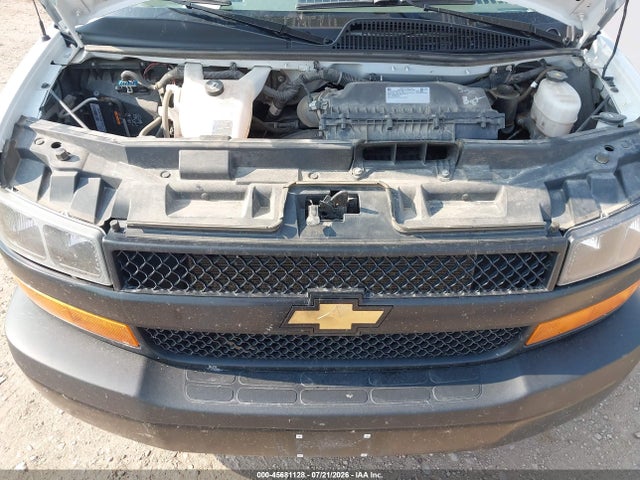 1GAZGNFP5R1204751 Chevrolet Express Passenger Rwd 3500 Extended Wheelbase Ls