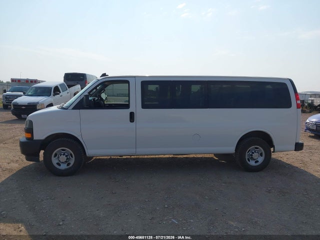 1GAZGNFP5R1204751 Chevrolet Express Passenger Rwd 3500 Extended Wheelbase Ls