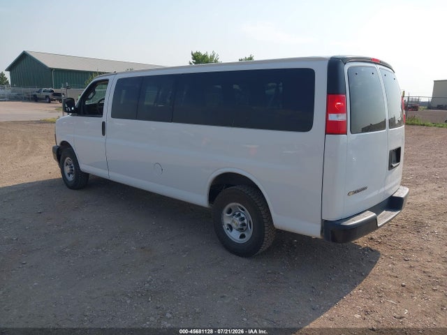 1GAZGNFP5R1204751 Chevrolet Express Passenger Rwd 3500 Extended Wheelbase Ls