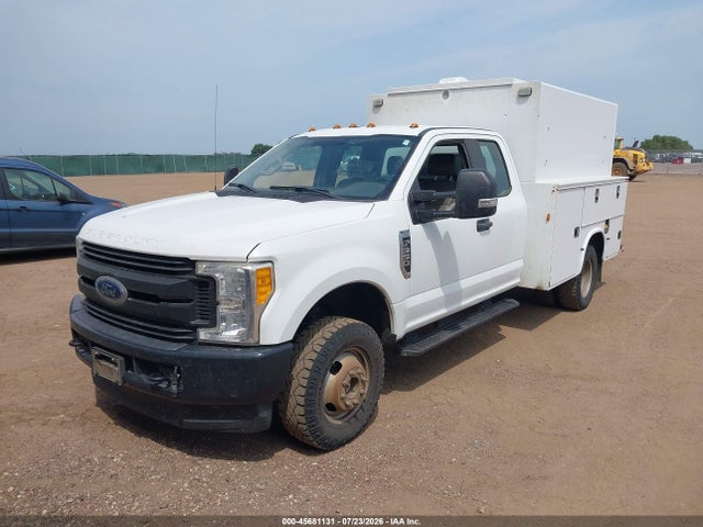 1FD8X3H68HED60538 Ford F-350 Chassis Xl