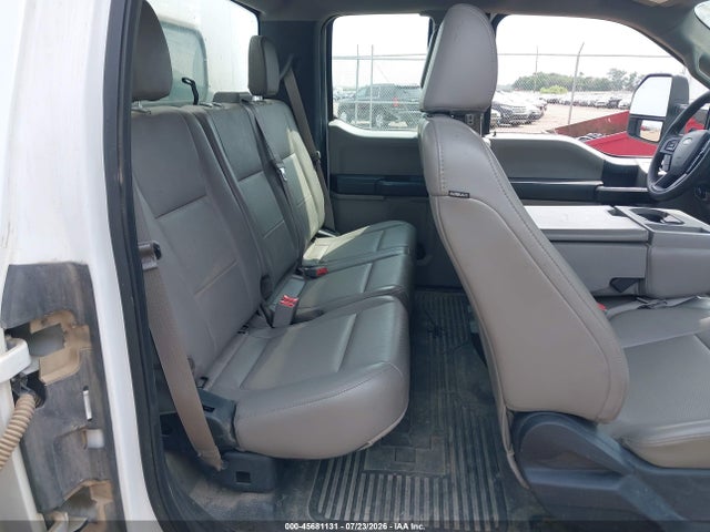 1FD8X3H68HED60538 Ford F-350 Chassis Xl