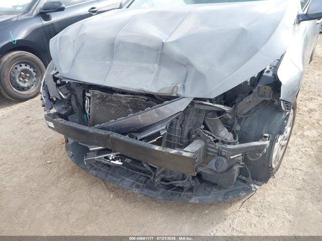 Hyundai ELANTRA SE 2020 5NPD74LF6LH524247 Image 6