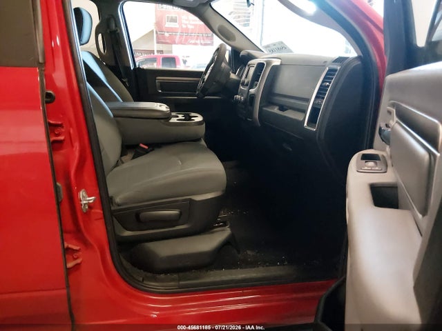 Продажа на аукционе авто 2018 Ram 1500 Slt  4x4 6'4 Box, vin: 1C6RR7GG0JS300904, номер лота: 45681185