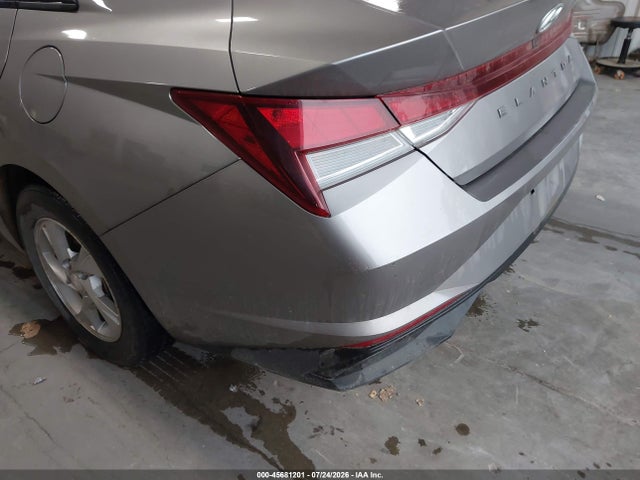 KMHLL4AG2PU545137 Hyundai ELANTRA SE