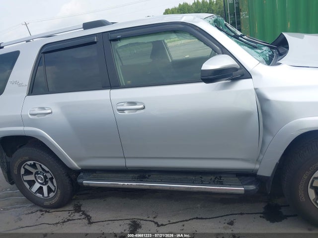 Aukcja sprzedaży 2018 Toyota 4runner Trd Off Road, vin: JTEBU5JR1J5597618, numer aukcji: 45681223