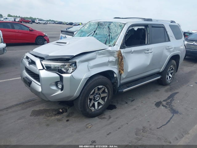 Aukcja sprzedaży 2018 Toyota 4runner Trd Off Road, vin: JTEBU5JR1J5597618, numer aukcji: 45681223