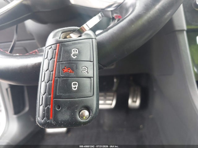 2016 Volkswagen Golf Gti S 4-door მანქანა იყიდება აუქციონზე, vin: 3VW4T7AU4GM063903, აუქციონის ნომერი: 45681242
