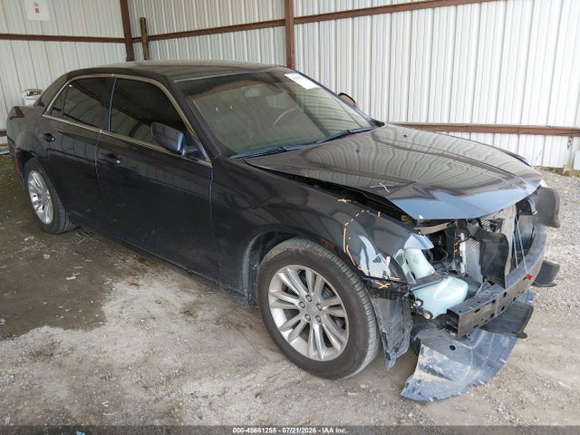 Aukcja sprzedaży 2019 Chrysler 300 Touring L, vin: 2C3CCAAG9KH616997, numer aukcji: 45681255