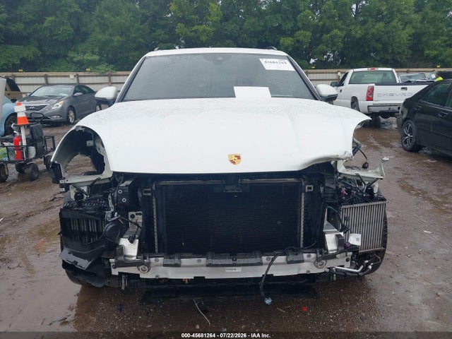 45681264 :رقم المزاد ، WP1AA2AYXKDA15021 vin ، 2019 Porsche Cayenne مزاد بيع