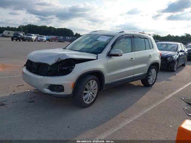 2014 Volkswagen Tiguan Se მანქანა იყიდება აუქციონზე, vin: WVGAV3AX6EW521422, აუქციონის ნომერი: 45681274