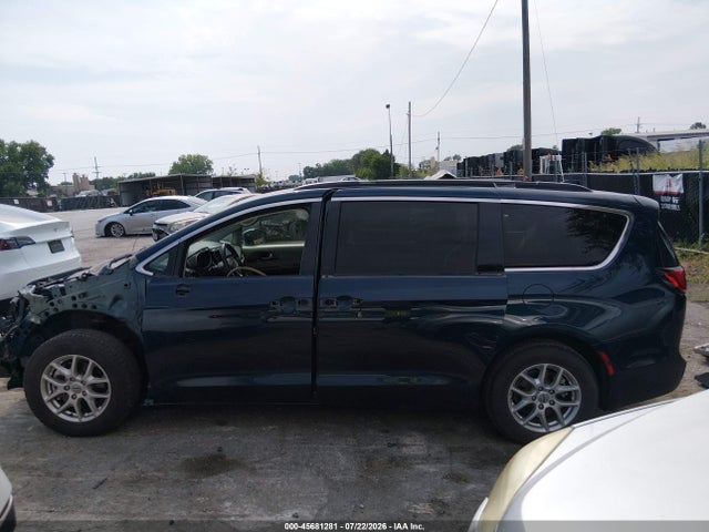 45681281 :رقم المزاد ، 2C4RC1BG5NR185853 vin ، 2022 Chrysler Pacifica Touring L مزاد بيع