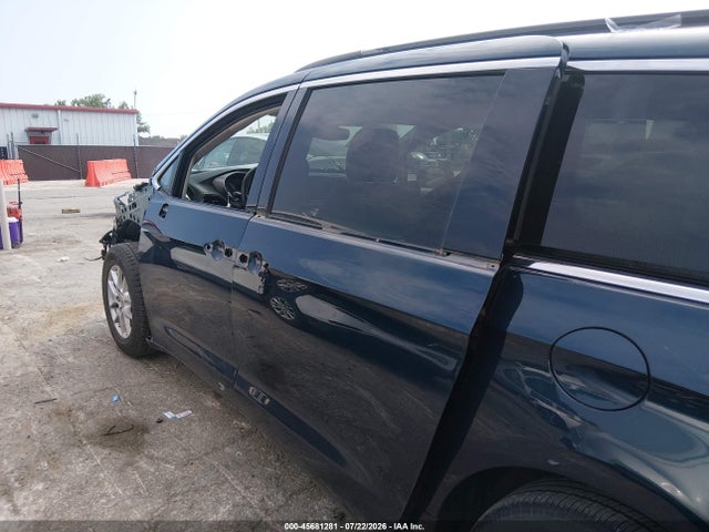 45681281 :رقم المزاد ، 2C4RC1BG5NR185853 vin ، 2022 Chrysler Pacifica Touring L مزاد بيع