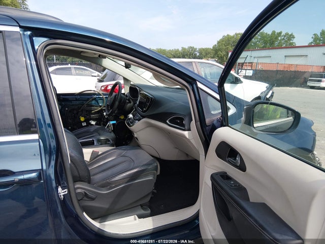 45681281 :رقم المزاد ، 2C4RC1BG5NR185853 vin ، 2022 Chrysler Pacifica Touring L مزاد بيع
