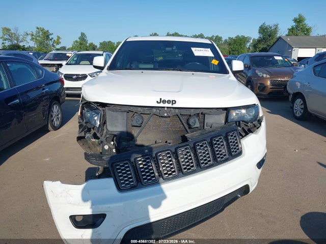 Продажа на аукционе авто 2018 Jeep Grand Cherokee Altitude 4x4, vin: 1C4RJFAG2JC267403, номер лота: 45681302