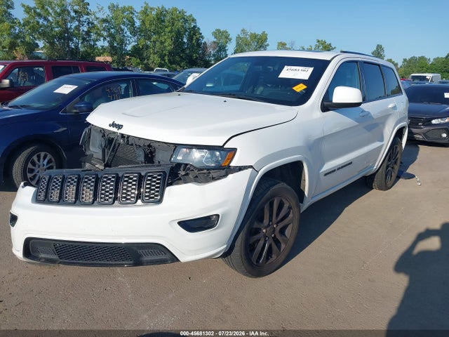 Продажа на аукционе авто 2018 Jeep Grand Cherokee Altitude 4x4, vin: 1C4RJFAG2JC267403, номер лота: 45681302