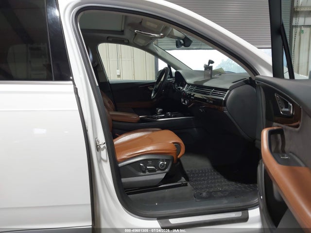 2017 Audi Q7 3.0t Premium მანქანა იყიდება აუქციონზე, vin: WA1VAAF76HD046332, აუქციონის ნომერი: 45681305