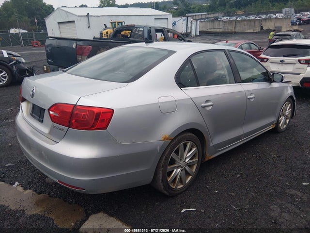 Aukcja sprzedaży 2011 Volkswagen Jetta 2.5l Sel, vin: 3VWGX7AJXBM300491, numer aukcji: 45681313