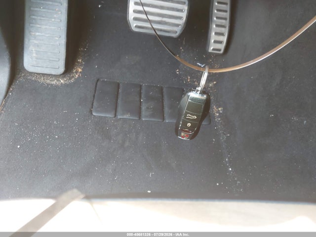 45681326 :رقم المزاد ، WP1AB2A22FLA56408 vin ، 2015 Porsche Cayenne S مزاد بيع